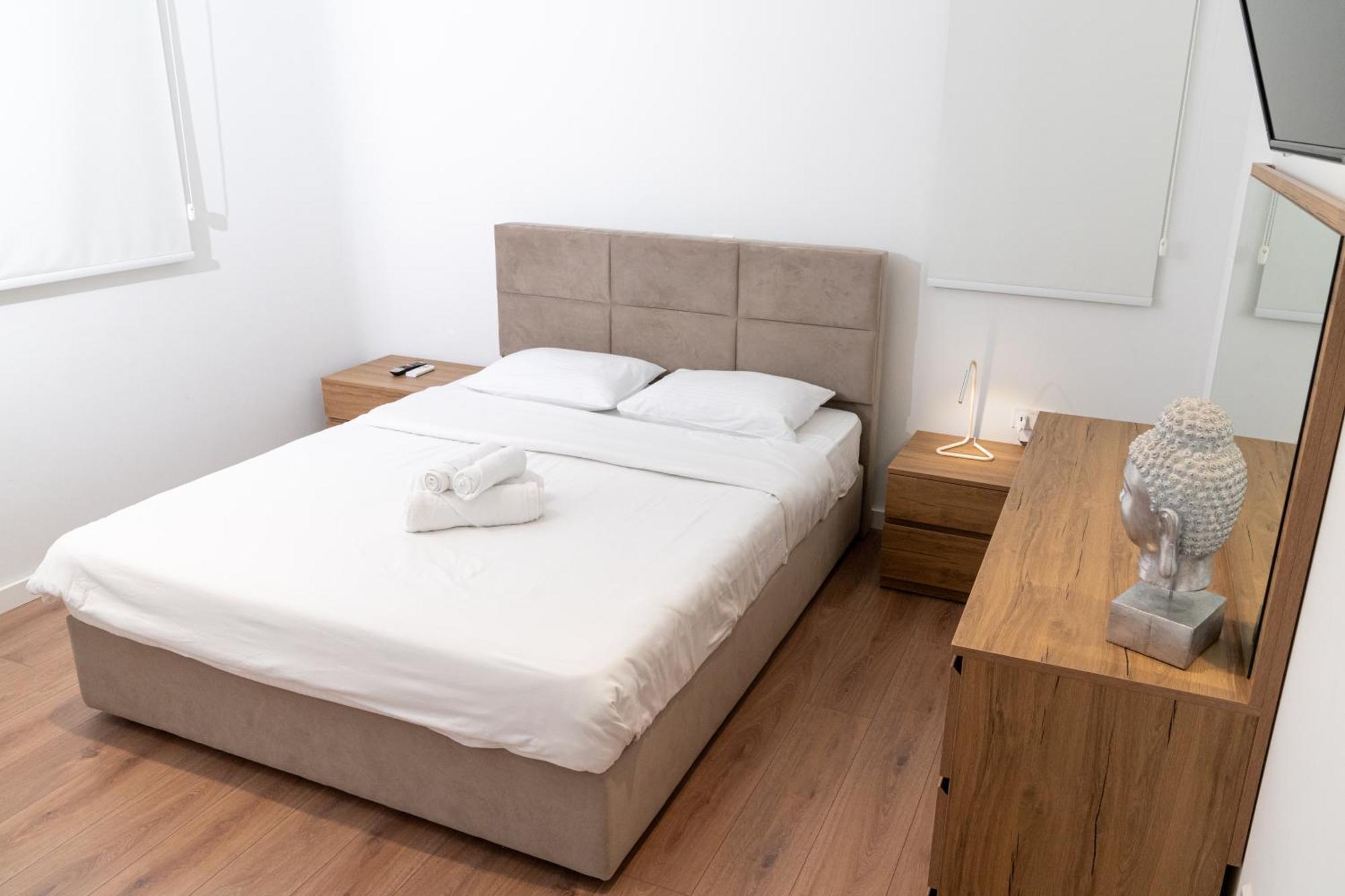 Venus Apartment Larnaca Exterior photo